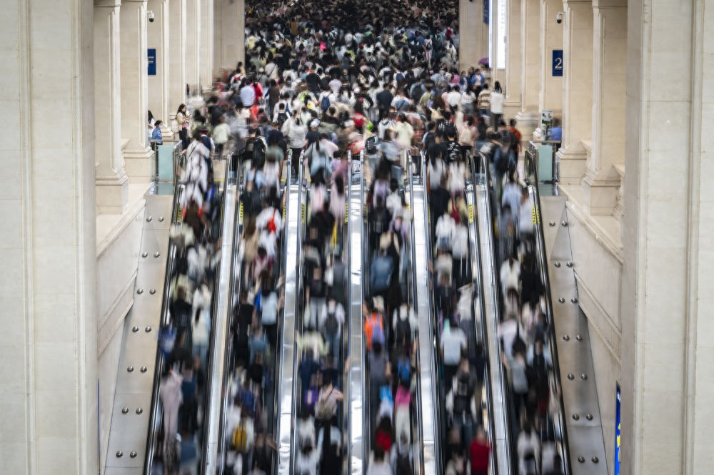 2025年五一放假时间:2121 五一放假